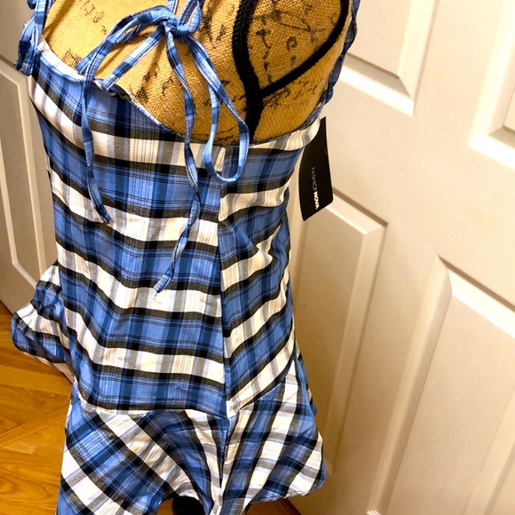 Fashion Nova NWT Sleeveless Top 👚 - Picture 2 of 4